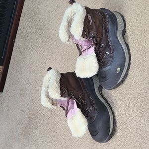 North Face waterproof winter boots sz 8.5 women's great condition